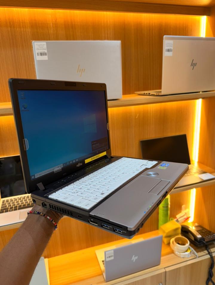 FUJITSU LIFEBOOK – CORE i5 À SEULEMENT 89 900 FCFA ! 🔥 - image 3